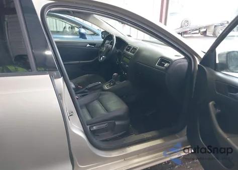 2012 Volkswagen Jetta 2.5L Se z USA, uszkodzony, nr VIN 3VWDP7AJ2CM116585